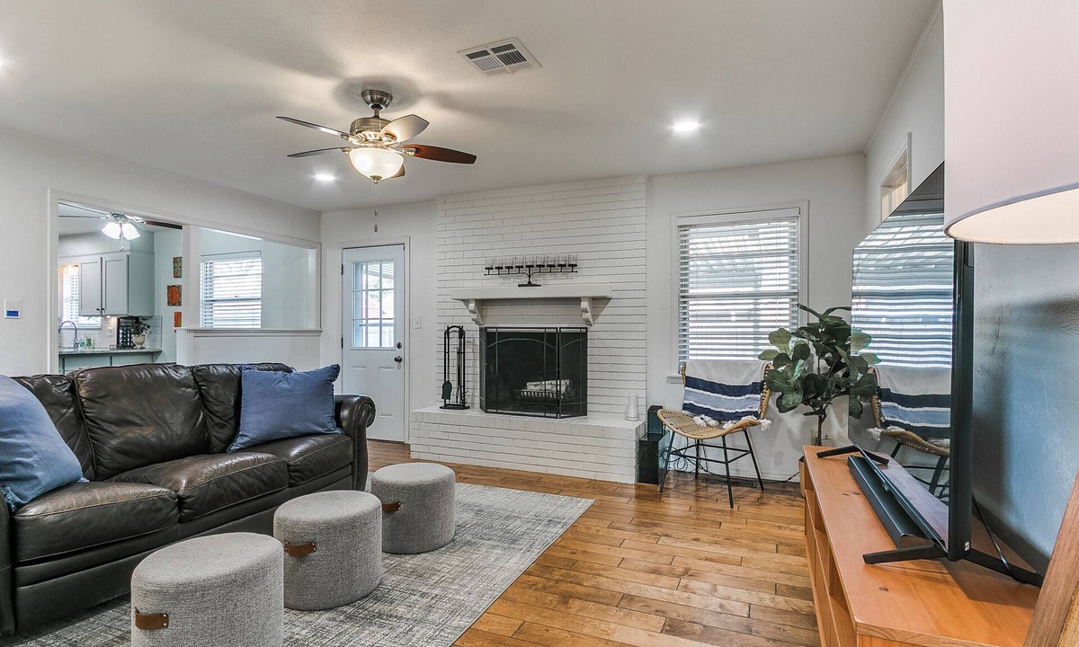 Central Oklahoma City House | Escape to Your Chic Family Haven in The Village!