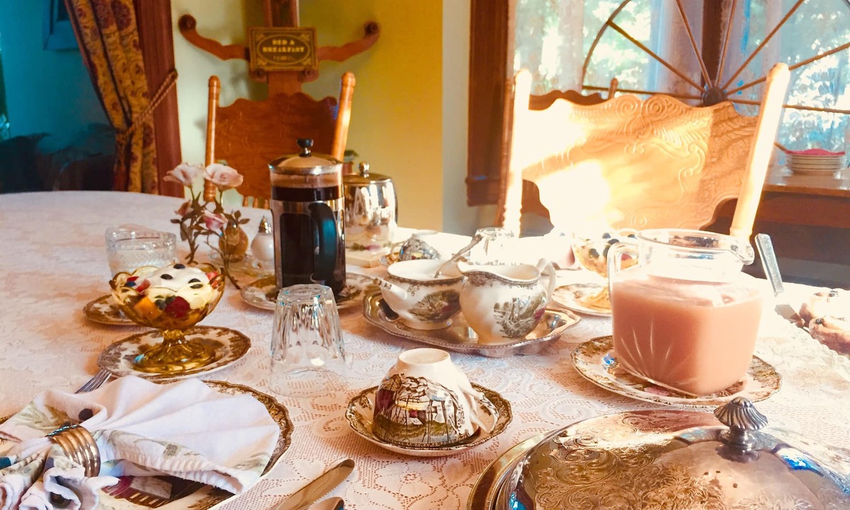 Parrsboro Bed & Breakfast | Evangeline's Tower Bed & Breakfast