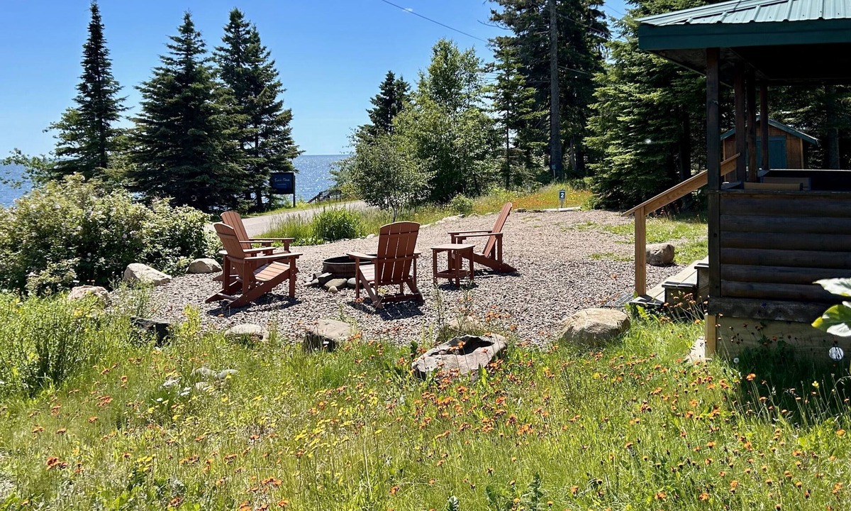 Croftville Cabin | Eve's Place Lakeside Cabin 2: Pet Friendly!