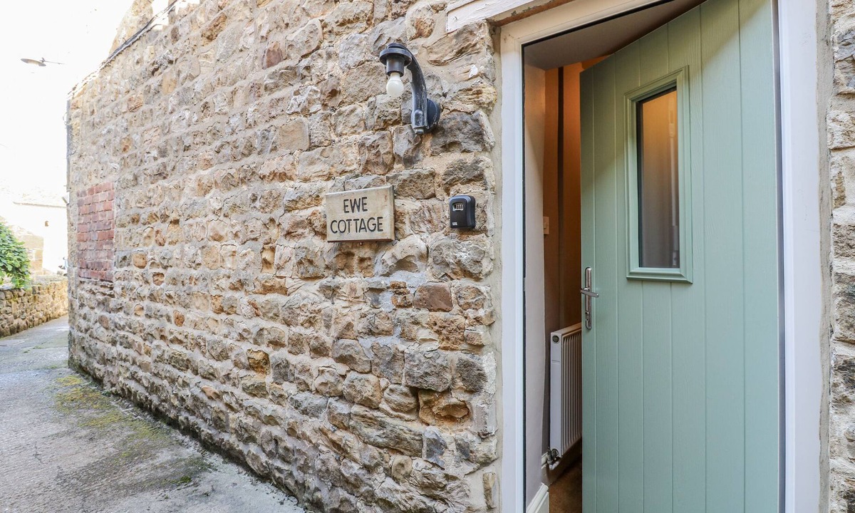 Masham Cottage | Ewe Cottage