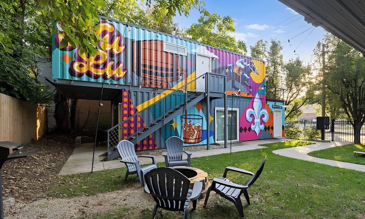 Phoenix Hill Condo | Experience the Unique Re-NuLu Shipping Container