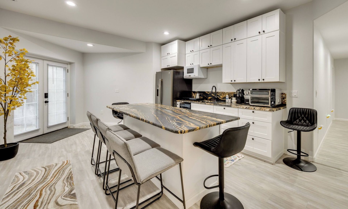 Northgate Apartment | Explore The Springs! Family-Friendly Basement Unit