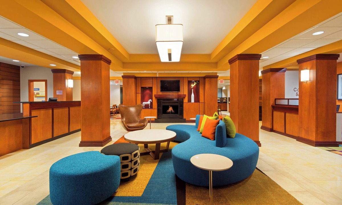 Downtown Louisville Hotel | Fairfield Inn & Suites by Marriott Louisville Downtown