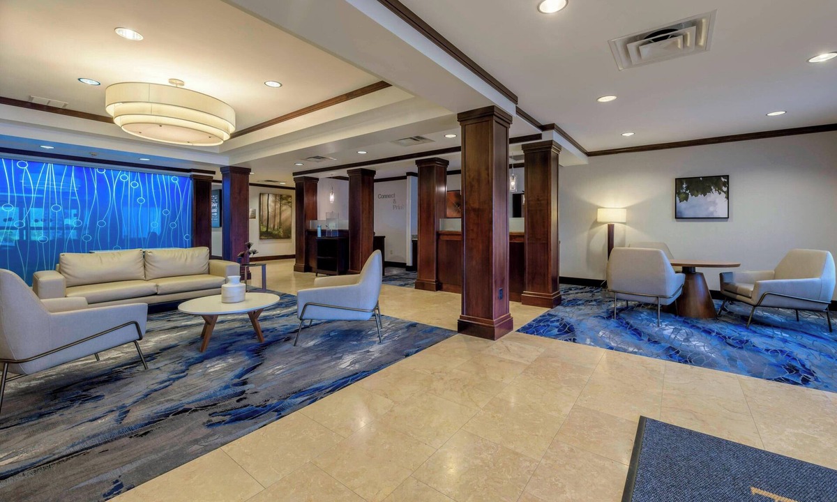 Slippery Rock Hotel | Fairfield Inn & Suites by Marriott Slippery Rock