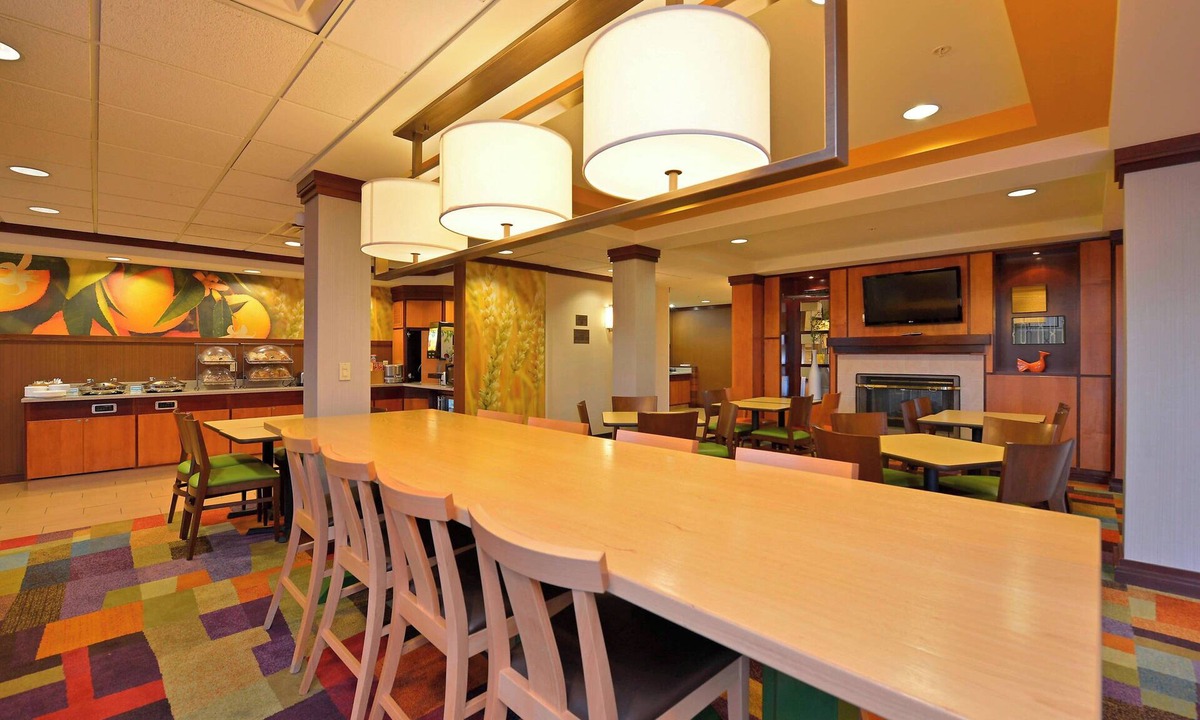 Williamsport Hotel | Fairfield Inn & Suites by Marriott Williamsport