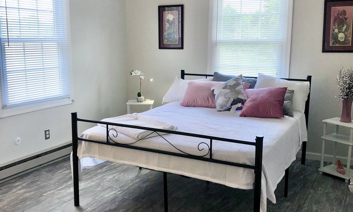 Bloomington House | Farmhouse near IU