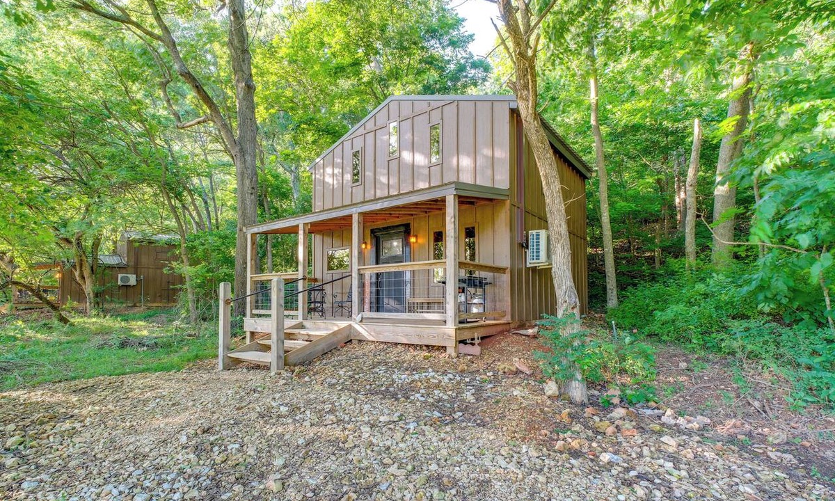 Powell Apartment | Fish & Hike the Ozarks! Black Ben Bear Cabin