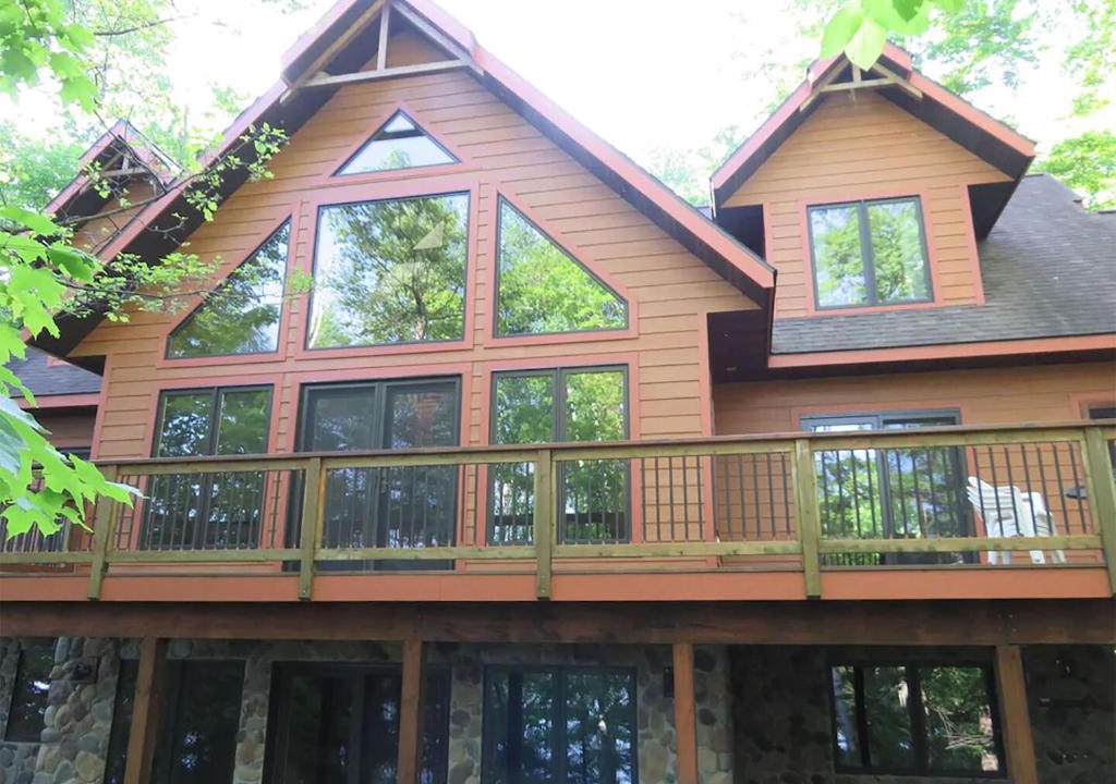 Hayward House | Flynn Trail Retreat