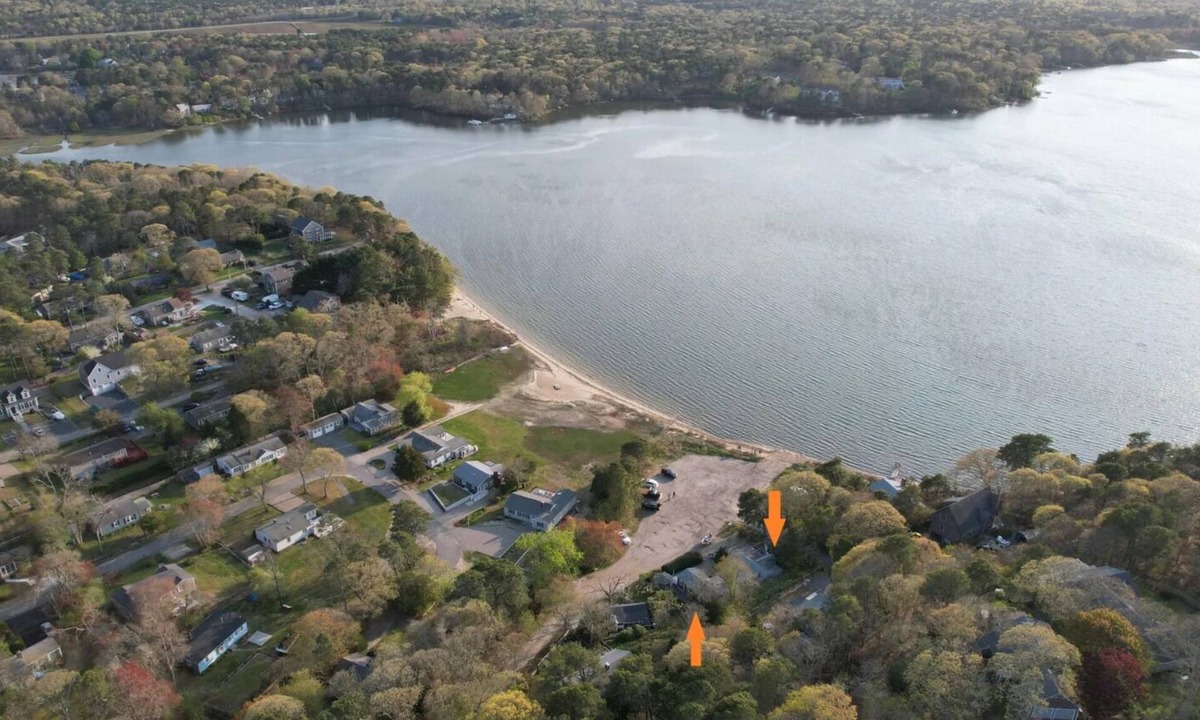South Dennis Cottage | FollinsView Cottages Family fun, Saltwater pond at your door!
