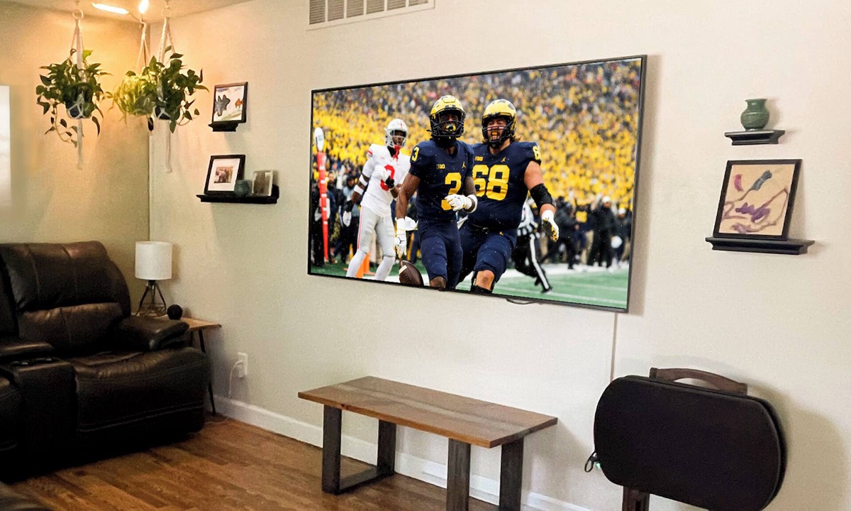 Ann Arbor House | Football Homebase - 2023