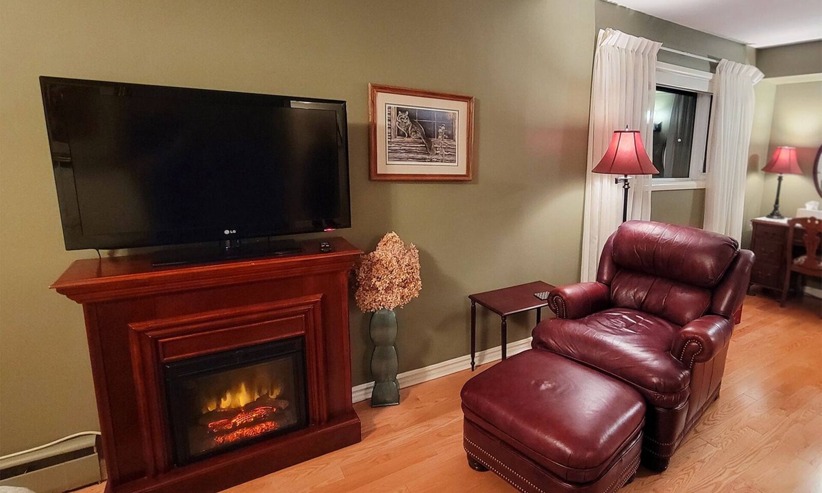 Kitchener Bed & Breakfast | Forest Hill Bed & Breakfast