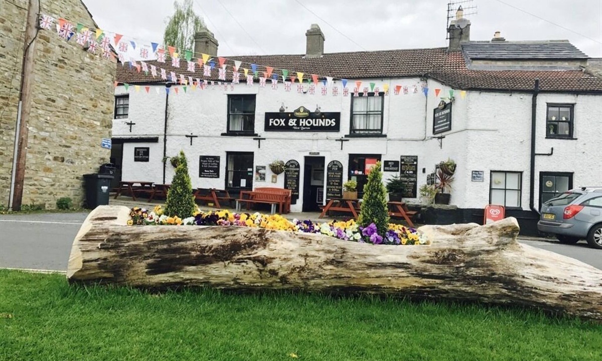 Leyburn Hotel | Fox & Hounds Inn