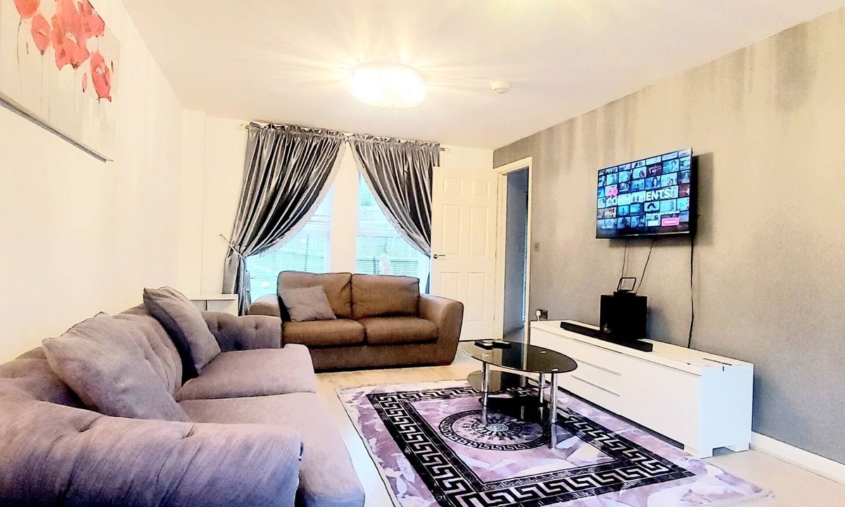 Sunderland House | ✔Free 2 Private Parking -Sunderland Luxury Villa