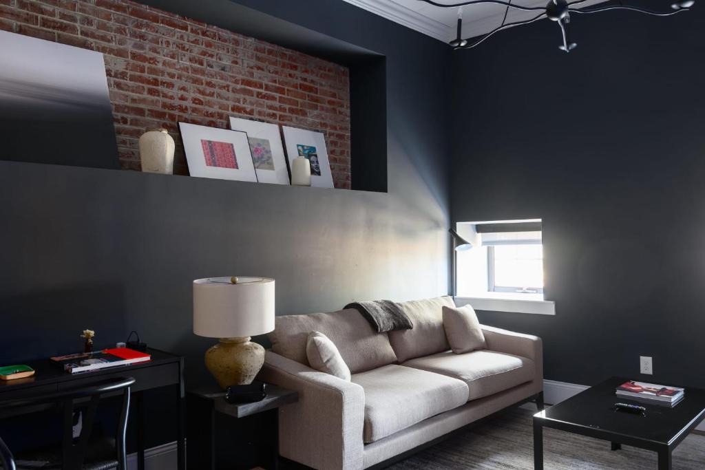 Near Southside Apartment | FRONTDESK Revamped 1 BR Apt by The Gate District