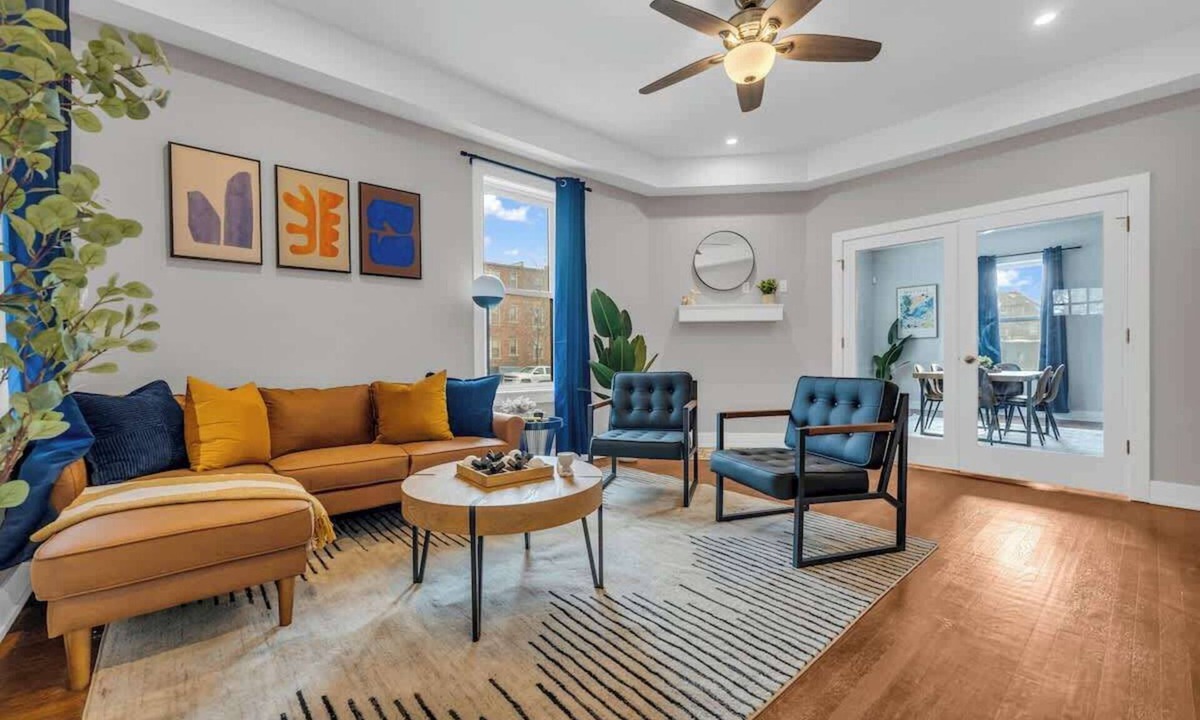 Detroit House | Full Home Group Getaway Sleeps 8