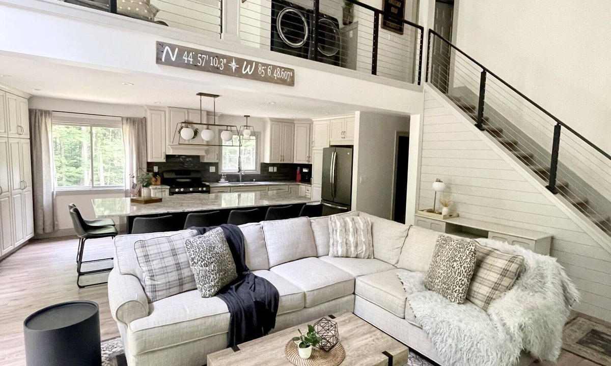 Bellaire Cottage | Fully remodeled cottage on private wooded setting, minutes from golf and skiing!