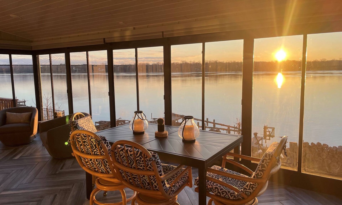 Utica House | Fully Remodeled Exquisite Louisville Area Tranquil Riverfront Home!