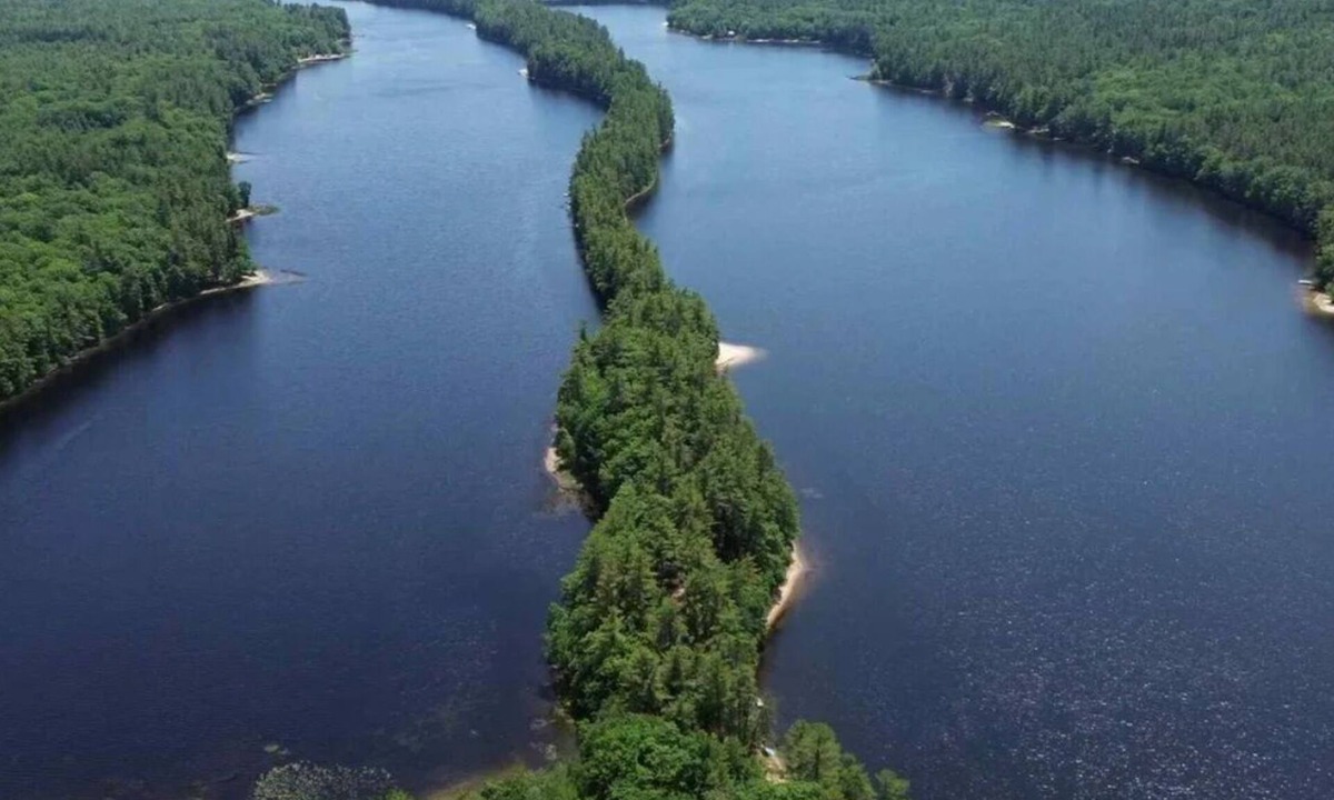 Oxford House | Fun Lakefront Home with gorgeous views; swim, fish, boat, kayak, Hot Tub, Casino