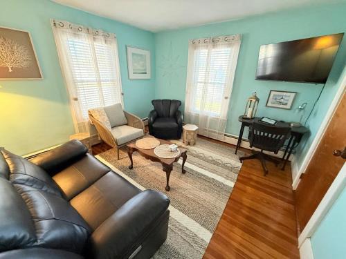 Salem Apartment | Gallows Hill Guest House