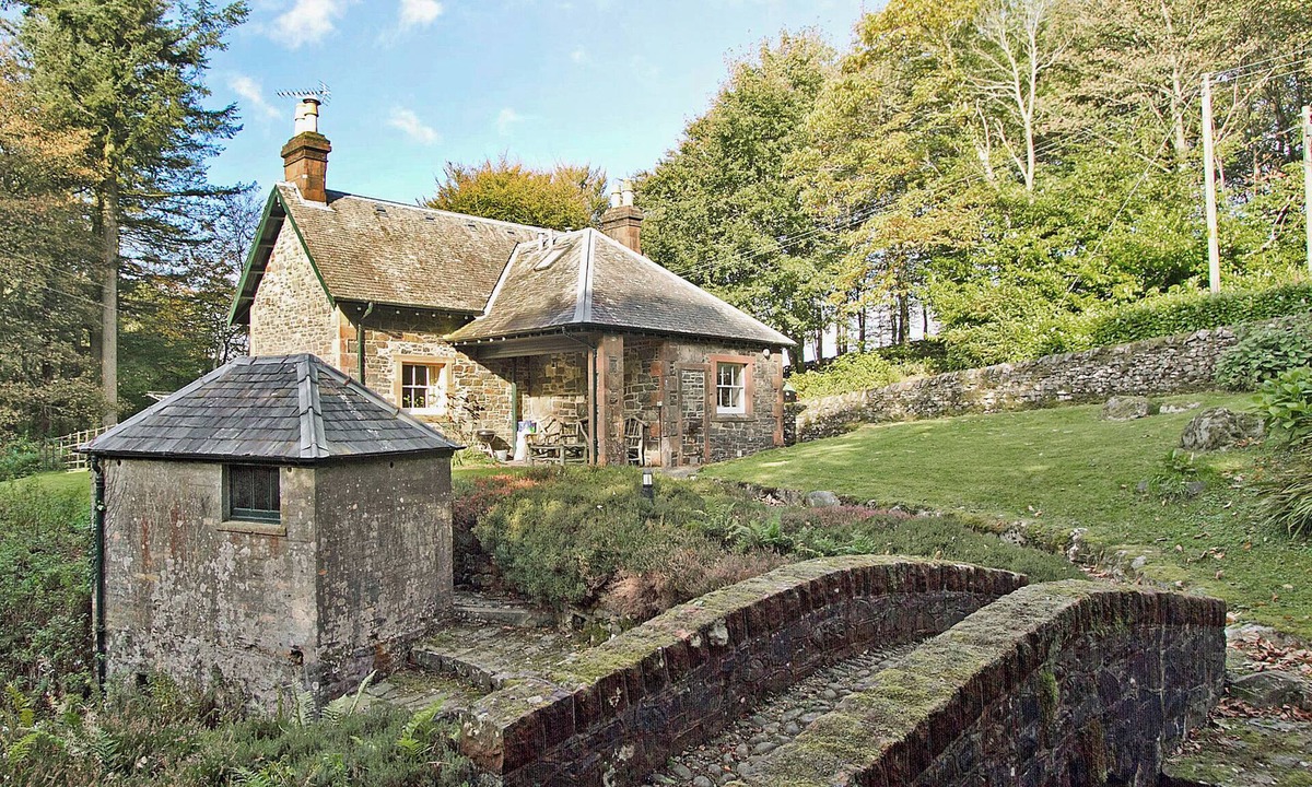 Castle Douglas Cottage | Gardener's Cottage-UXT