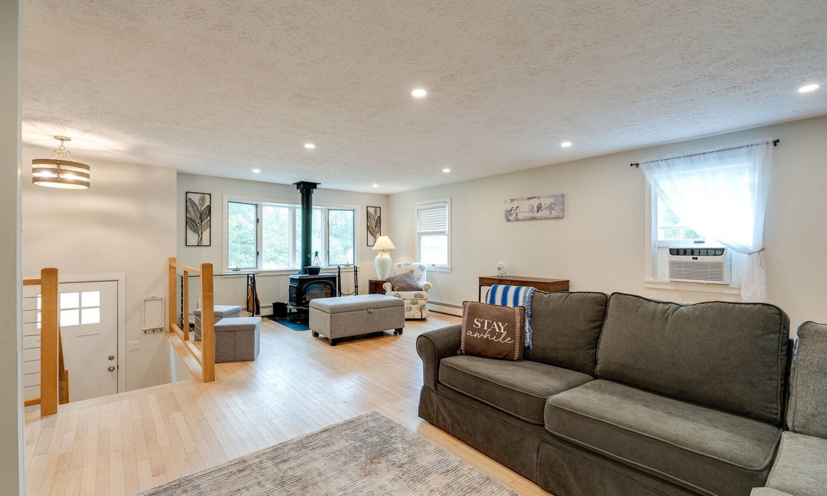 Topsham House | Generous Living in a Warm, Welcoming Home