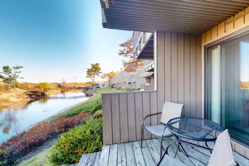 Glen Arbor House | Gentle Winds 9 10