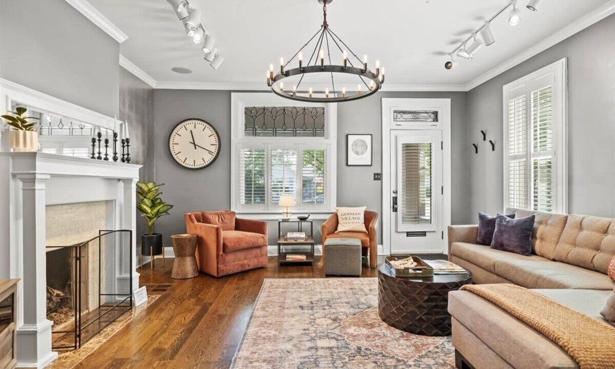 German Village House | German Village Serenity, Steps to Schiller Park