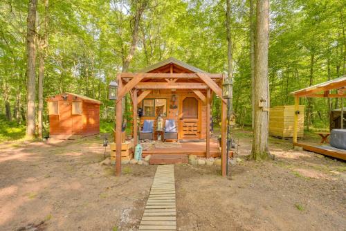 Webster Apartment | Glamping Getaway w/Porch in Wisconsin Northwoods