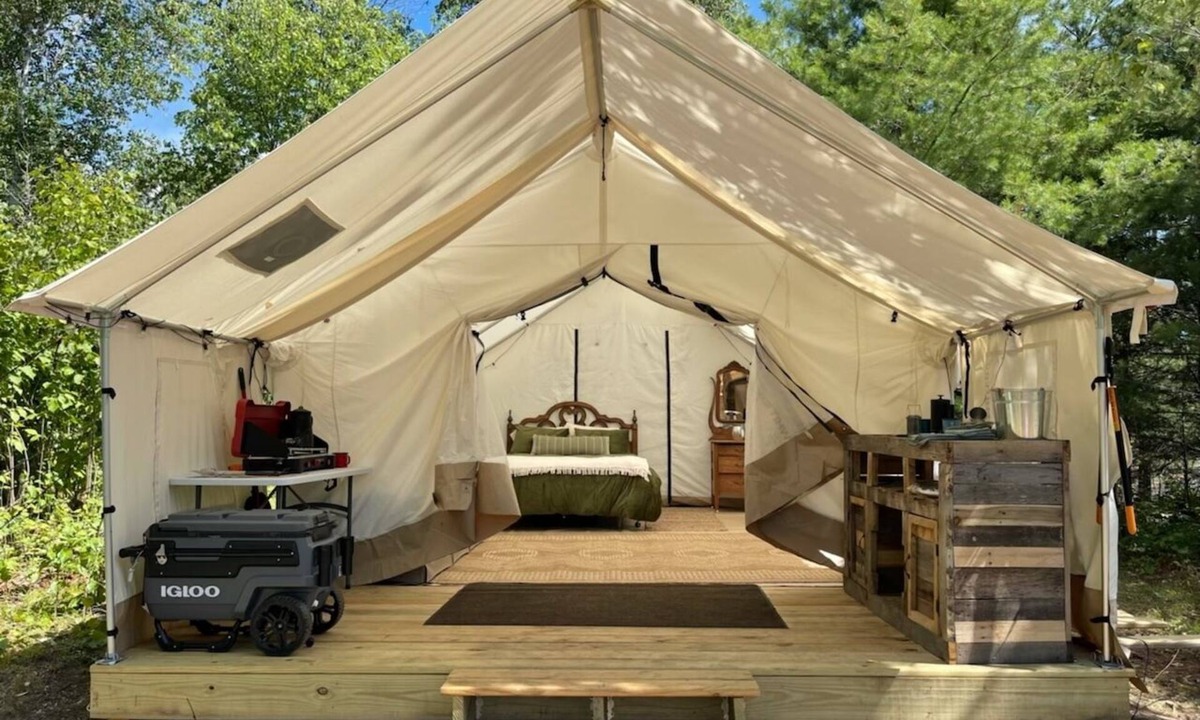 Cook RV Rental | Glamping on Lake Vermilion with everything you need.