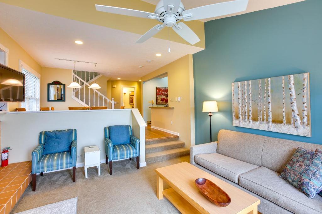 Maple City House | Glen Arbor Vacation Rental w/Views of Lake!