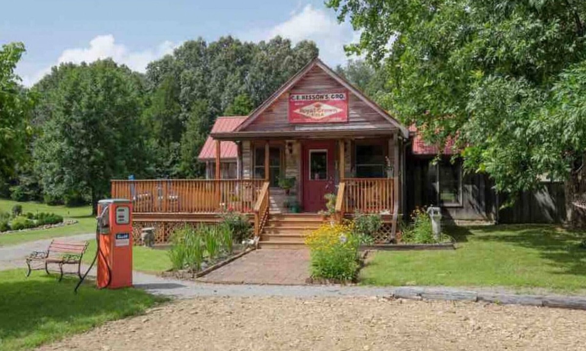 Springfield House | Gorgeous country cottage