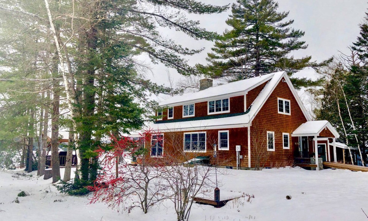 Whitefield Cabin | Gorgeous Lake Retreat Ideal for Getaways in the White Mountains