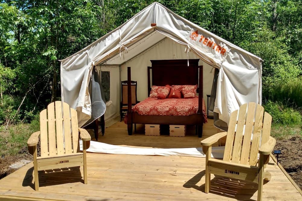 Madison RV Rental | Gorgeous Tent Rental Great for Glamping in Ohio