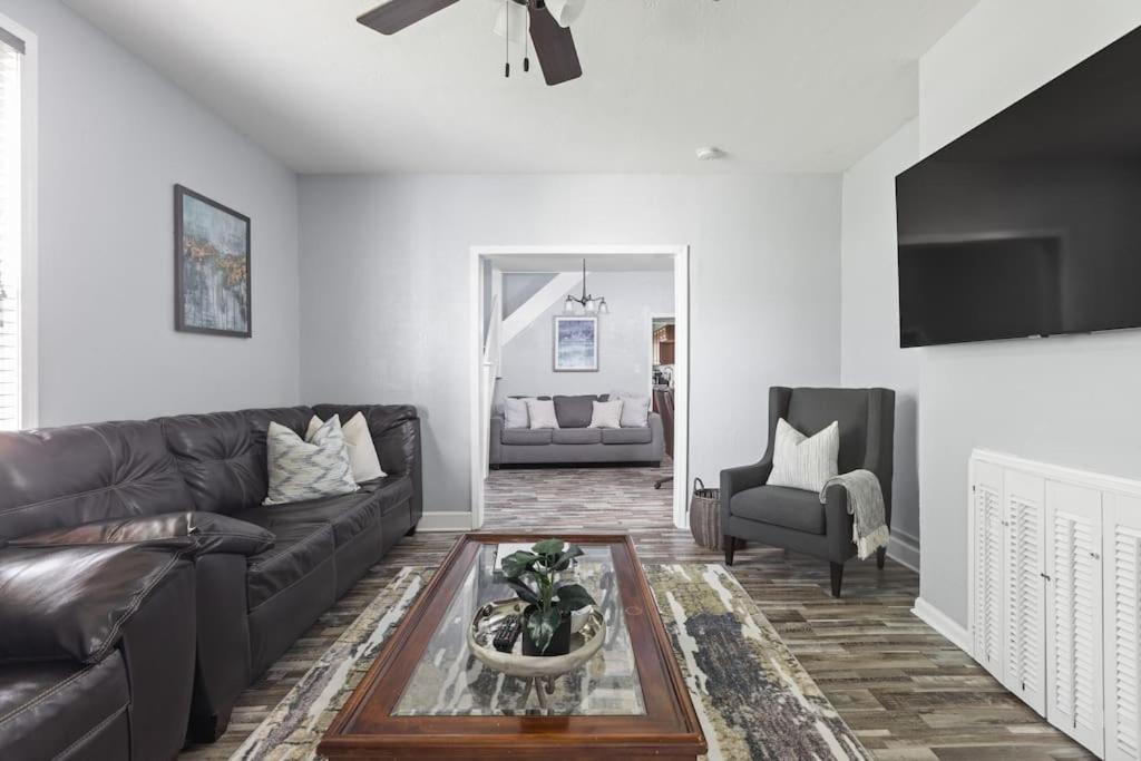 Kennedy King House | Gorgeous Townhouse in Amazing Central Location