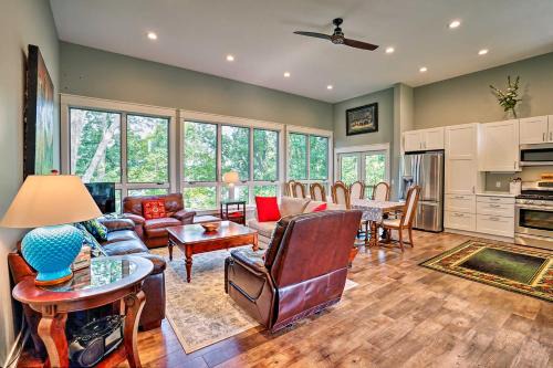 Lowell House | Grand Rapids Area Lakefront House w/Dock