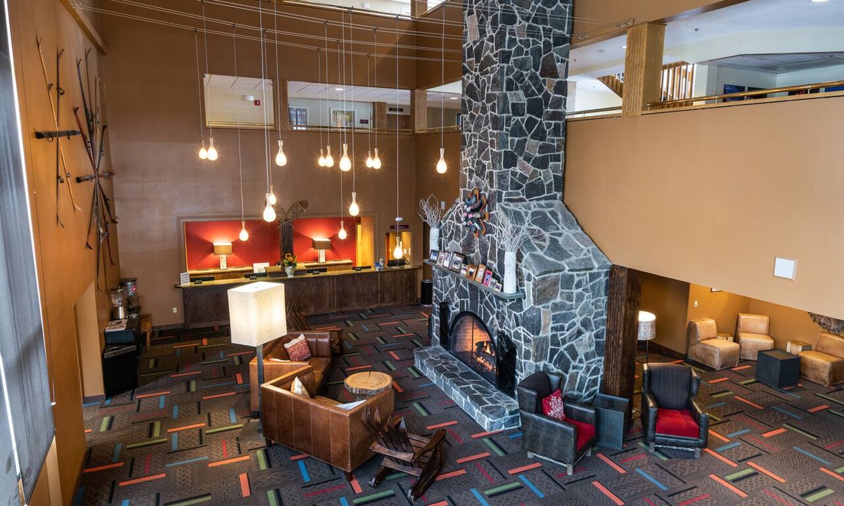 Sunday River Area Hotel | Grand Summit Hotel