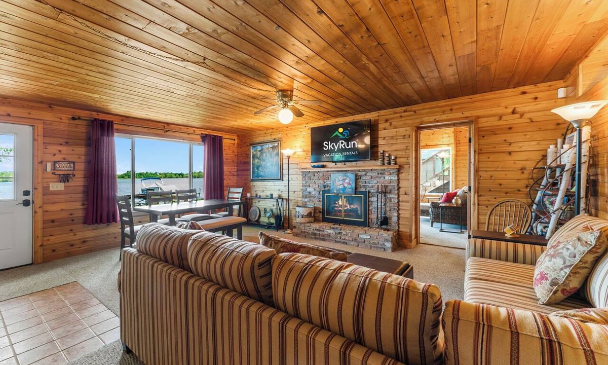 Annandale Cabin | Granite Cabin | Lakefront Retreat w/Private Dock