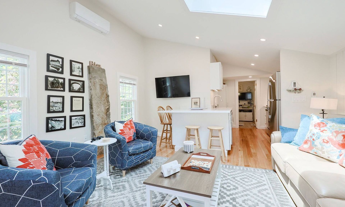 Rockport House | Granite Cottage: Pigeon Cove Delight
