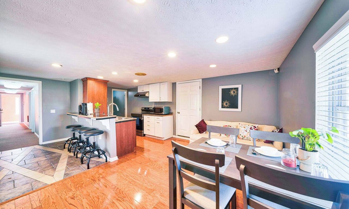 New Albany Apartment | Grant Line Residence Unit A - 10 Min to Louisville