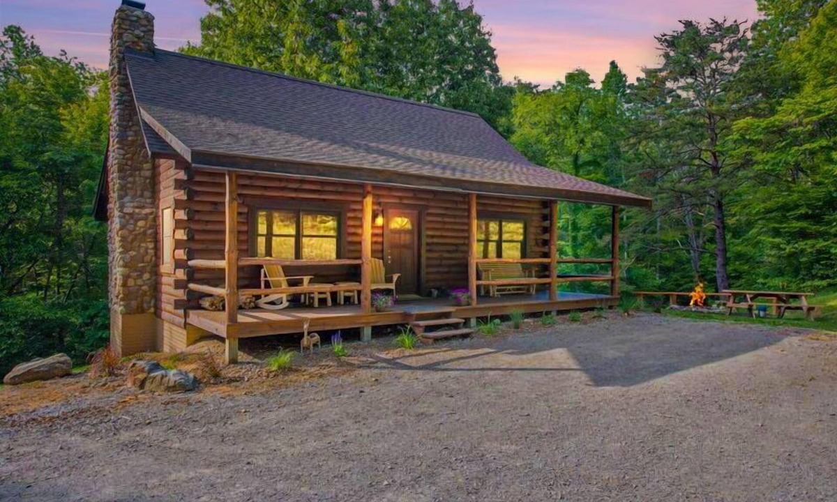 Logan Cabin | Great cabin with 30 private acres, pond, lower level "saloon style" game room!