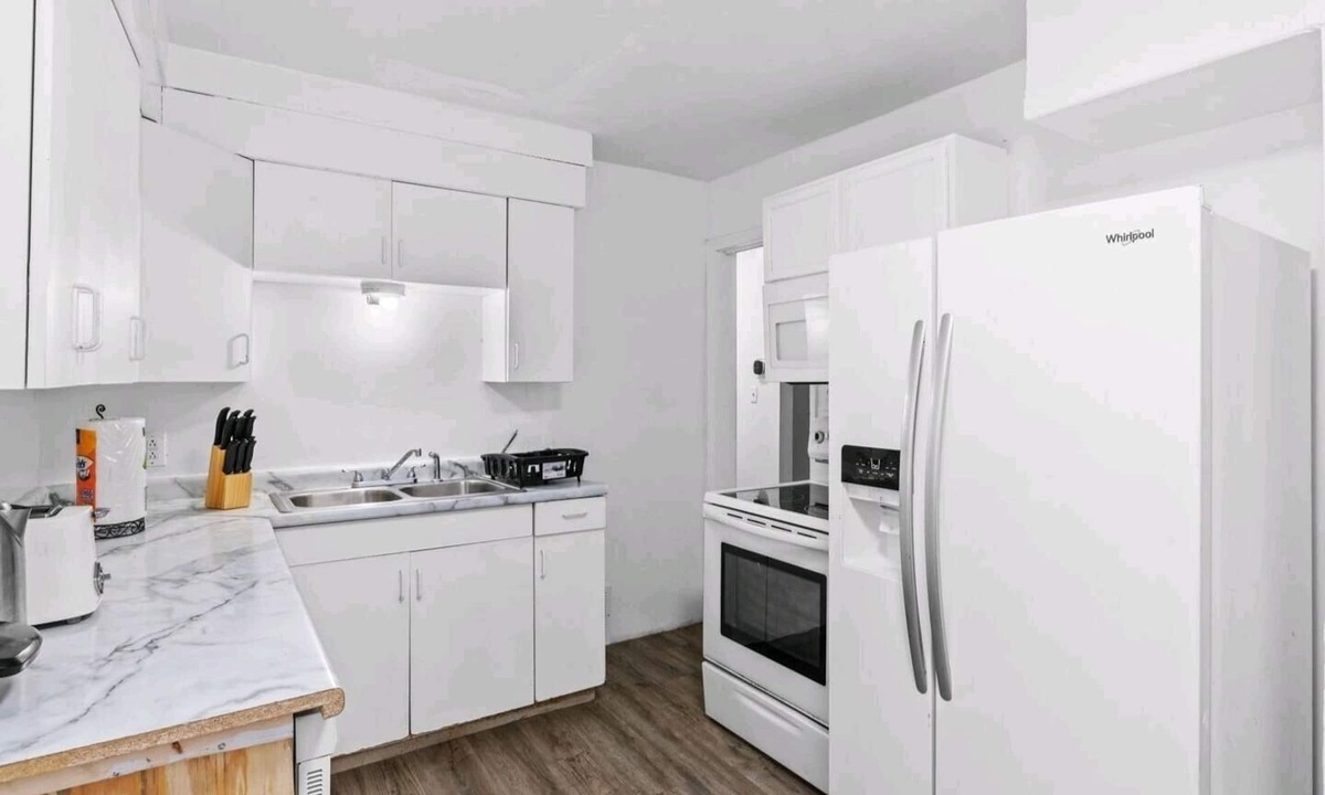 Detroit House | Great for long time stay, spacious and cozy