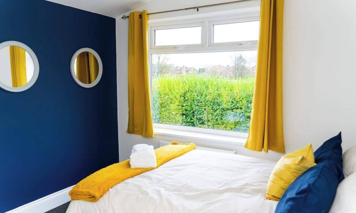 Gateshead House | Great Stay With Parking, Easy A1 and City Access