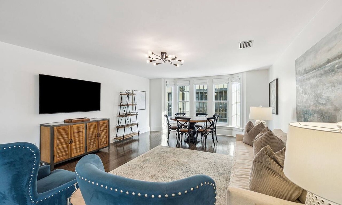 Rosemary Beach Condo | Gulf Views | Short walk to Beach and Pools