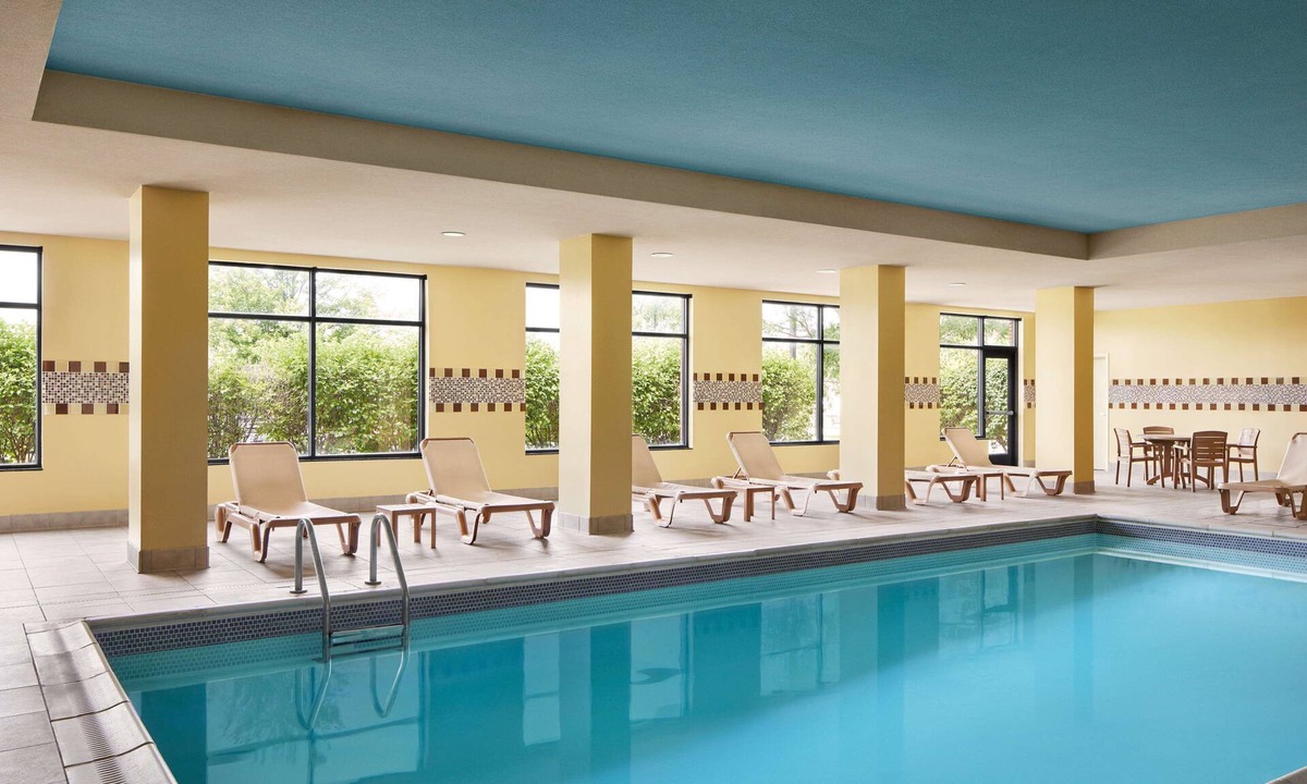 Pike Hotel | Hampton Inn Indianapolis Northwest - Park 100