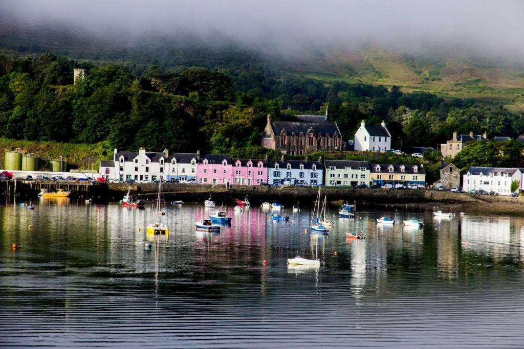 Achachork House | Harbour View