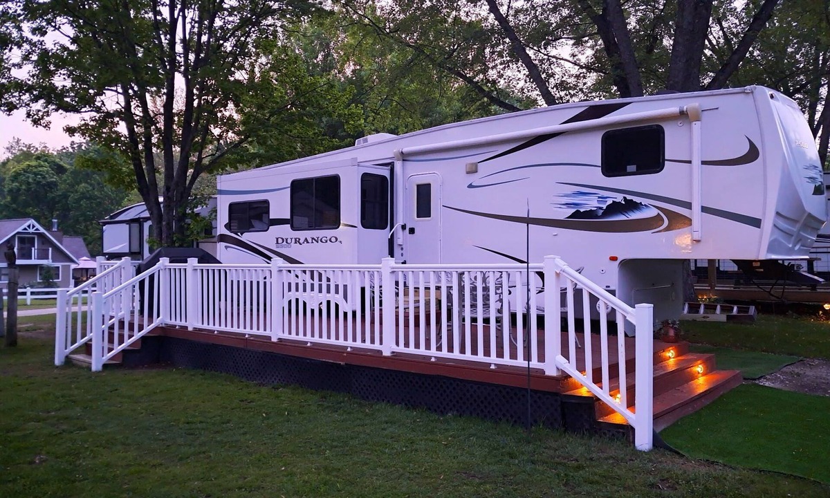 White Cloud RV Rental | Hardy Dam River Retreat located at Sportsman Park Campground & Boat Slips