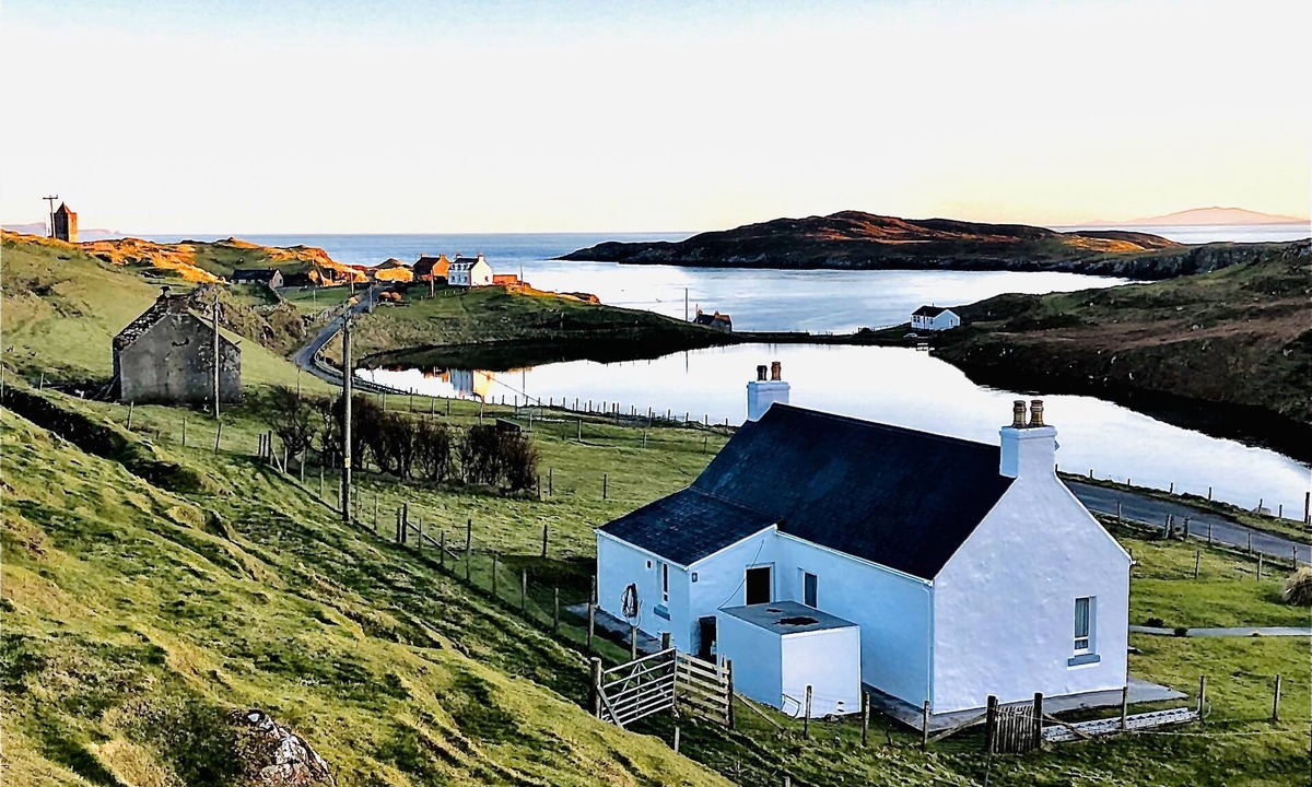 Rodel Cottage | Harris White Cottage