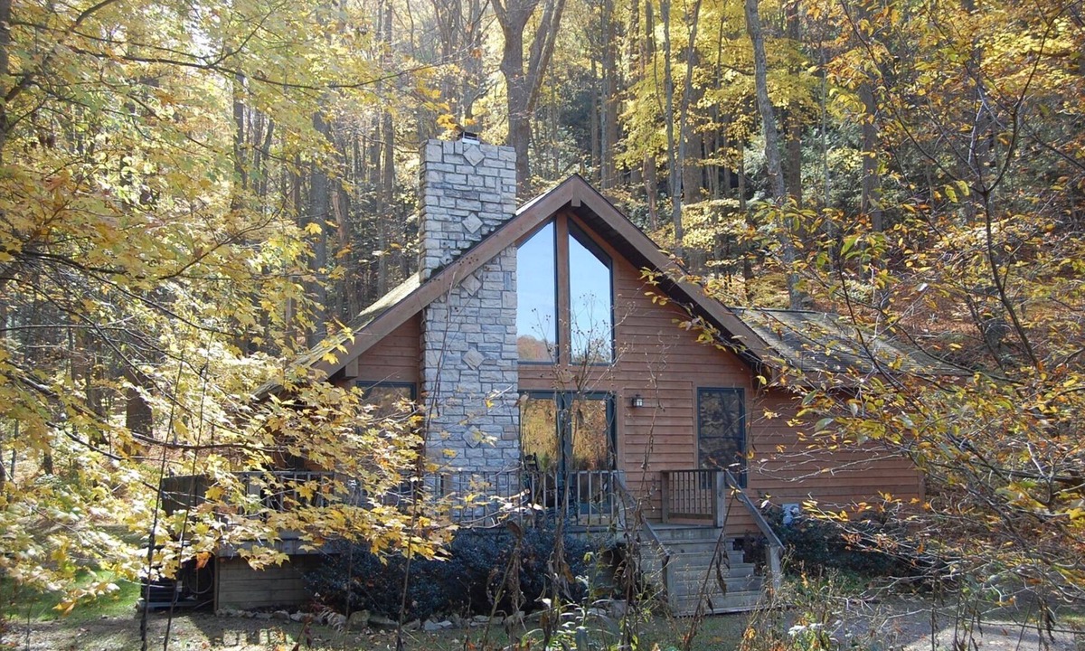 Logan Cottage | Harvest Moon Cottages - Peacepipe 00088