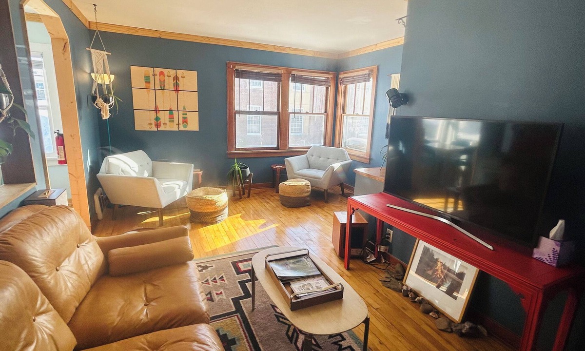 Ely Apartment | Heart of Downtown 2-bedroom apartment in charming Ely