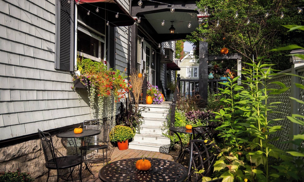 Bar Harbor Hotel | Hearthside Inn